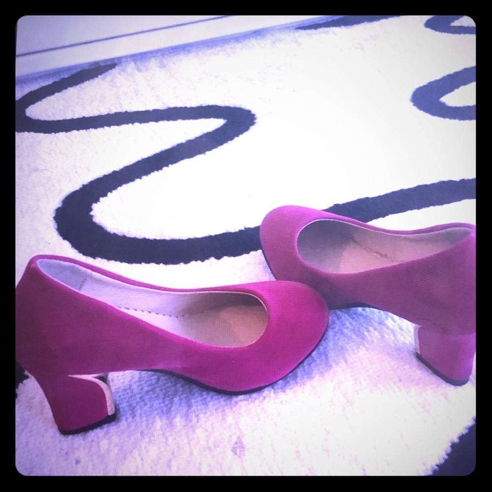 🌝 Very cute Raspberry colour Shoes 🌝